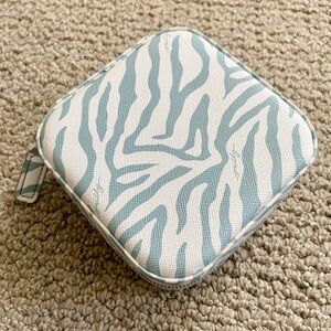 Milly Travel Jewelry Case (NWOT)